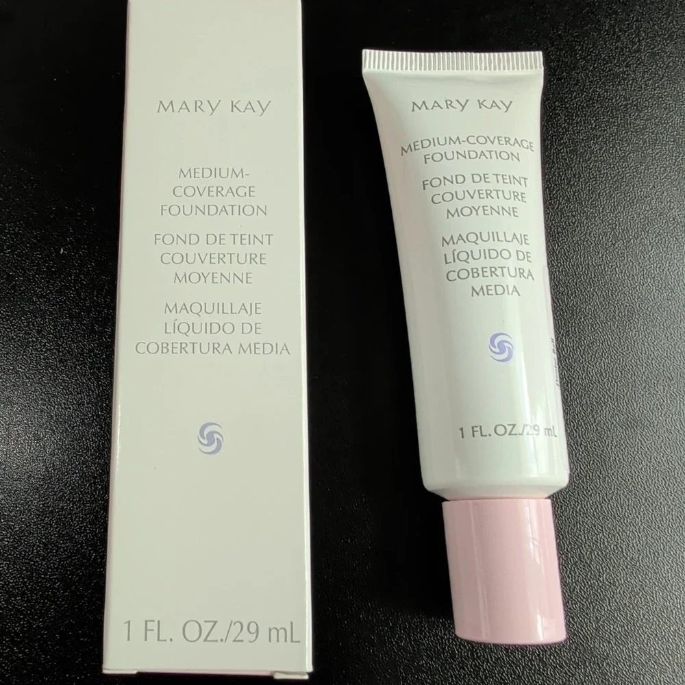 Mary Kay Medium-Coverage Foundation Bronze 504 Liquid Makeup 1 Fl Oz 357200
